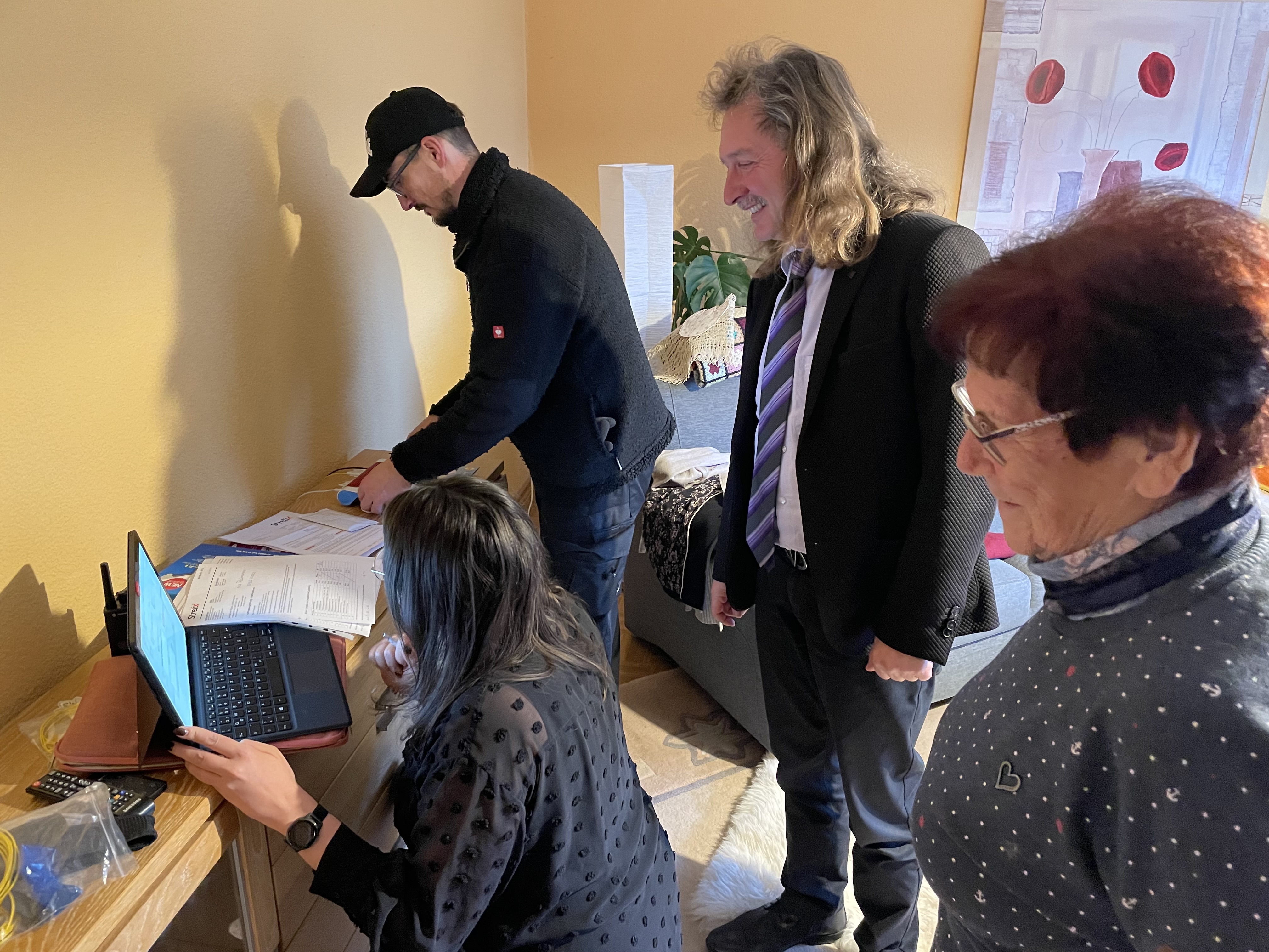 Neustrelitzer Stadtwerke nehmen 4000. Haushalt ans Glasfaser-Netz Strelix Neustrelitzer Stadtwerke nehmen 4000. Haushalt ans Glasfaser-Netz Strelix