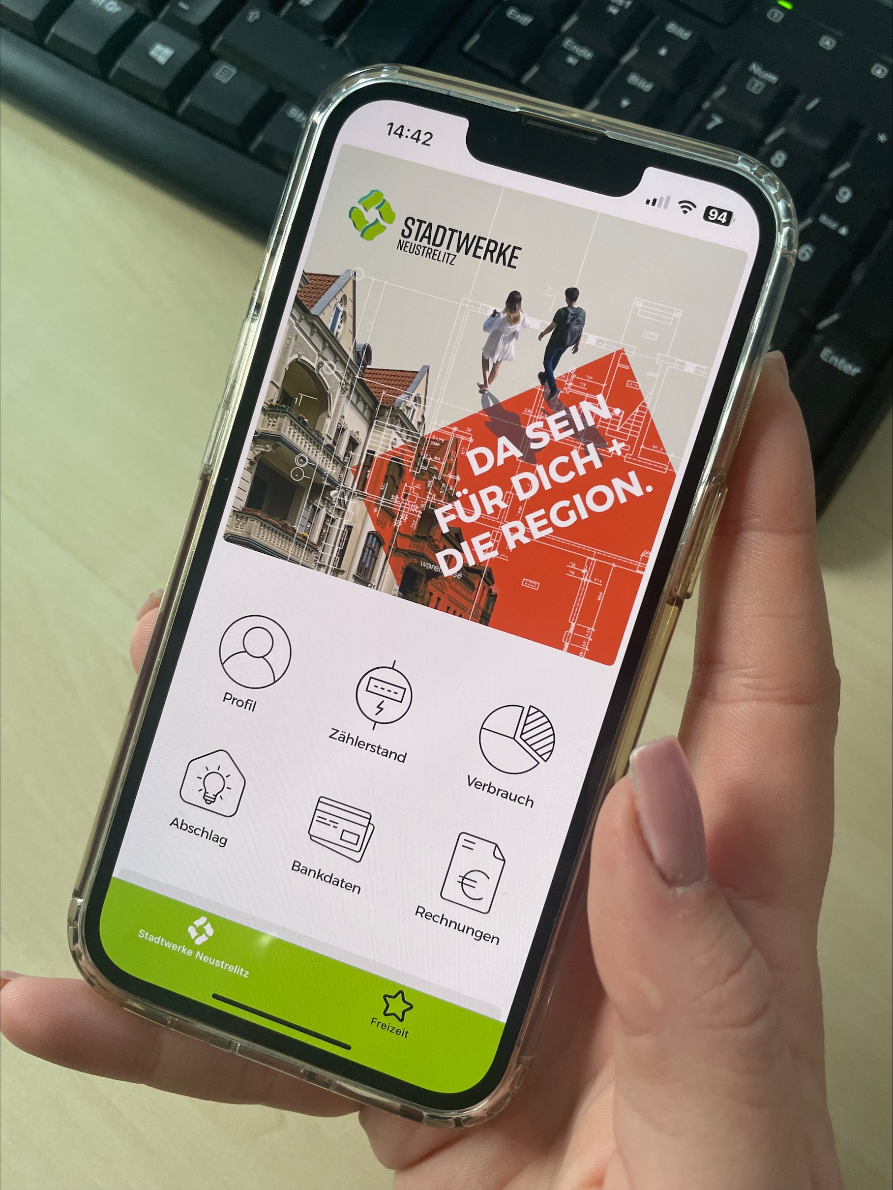 Stadtwerke Neustrelitz senken erneut Strom- und Gaspreise NEU: Zählerstände können per App übermittelt werden Stadtwerke Neustrelitz senken erneut Strom- und Gaspreise NEU: Zählerstände können per App übermittelt werden